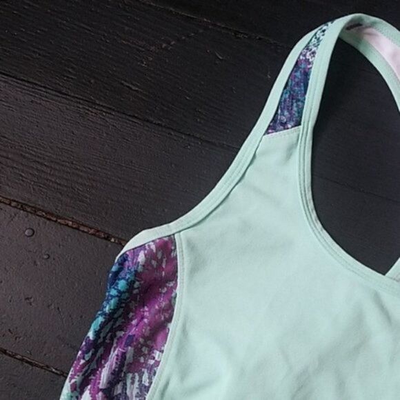 Fabletics tank top - Picture 3 of 7
